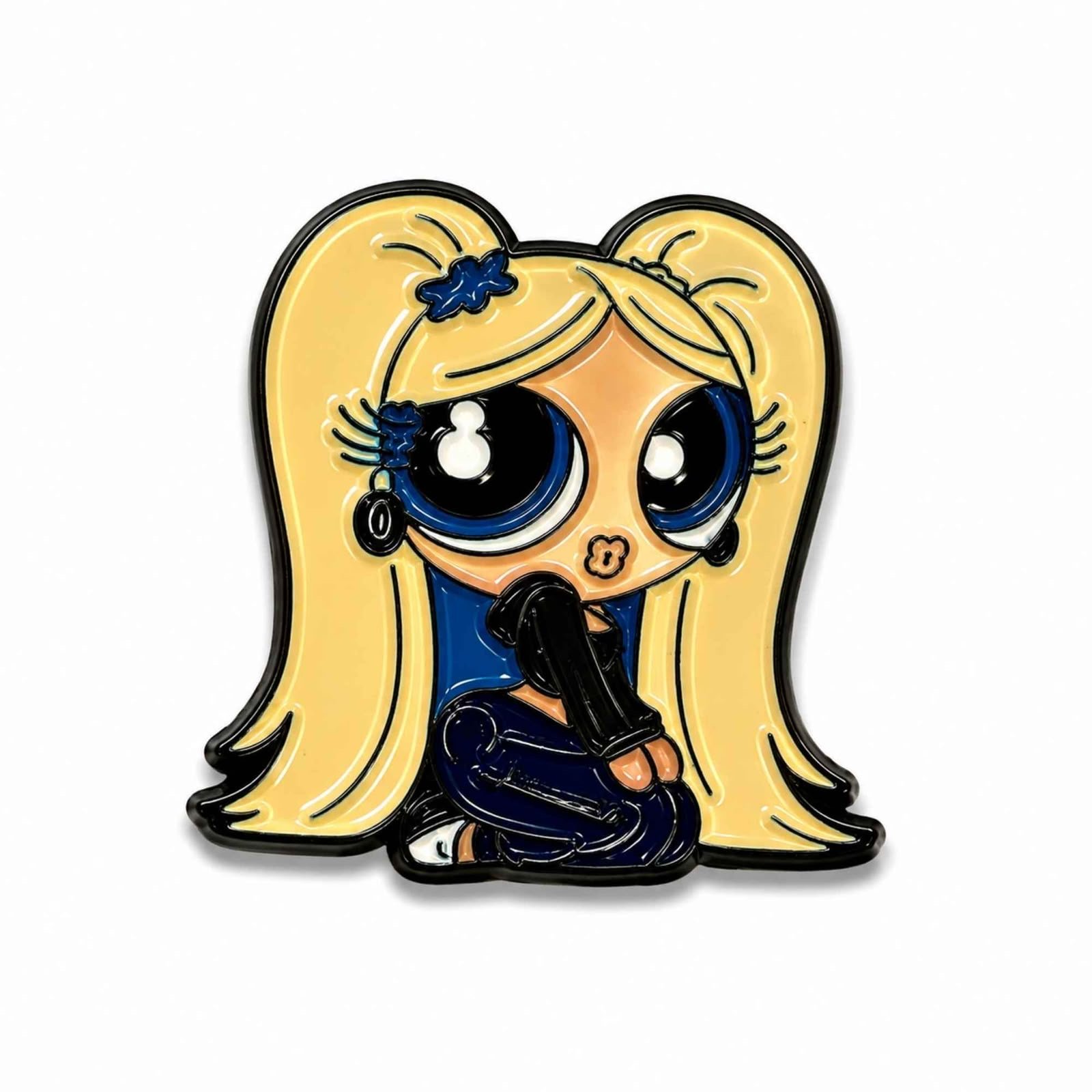bubbles-powerpuff-girls-metal-sticker-1.jpg ستيكر معدني بابلز من فتيات القوة بشعر أشقر وعيون زرقاء كبيرة