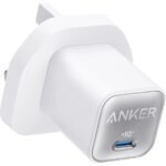 شاحن Anker Nano 3 بقوة 30W بمنفذ USB-C باللون الأبيض