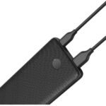 باور بنك Anker PowerCore Slim بسعة 10000mAh بمنفذي USB-A و USB-C باللون الأسود - صورة 3