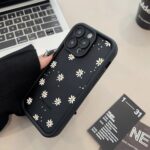 🌼 Small Daisy Silicone Case with Thick Frame for Samsung Galaxy